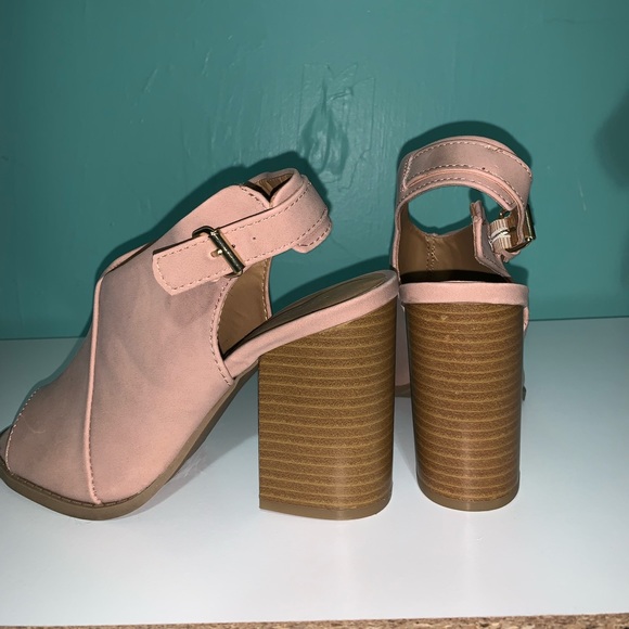 Wedges - Picture 3 of 4